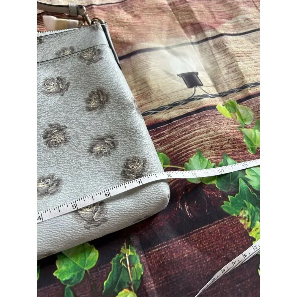 NWT Coach Crossbody Kitt Rose Print Blue - Picture 3 of 8